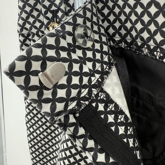 Jones Studio Women’s Pants Size 4 Black White Geometric Print Ankle Trousers Car - Picture 8 of 10